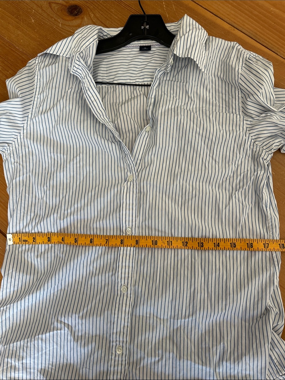 GAP Women’s White Button-Down Shirt with Blue and black Stripes - Picture 8 of 8
